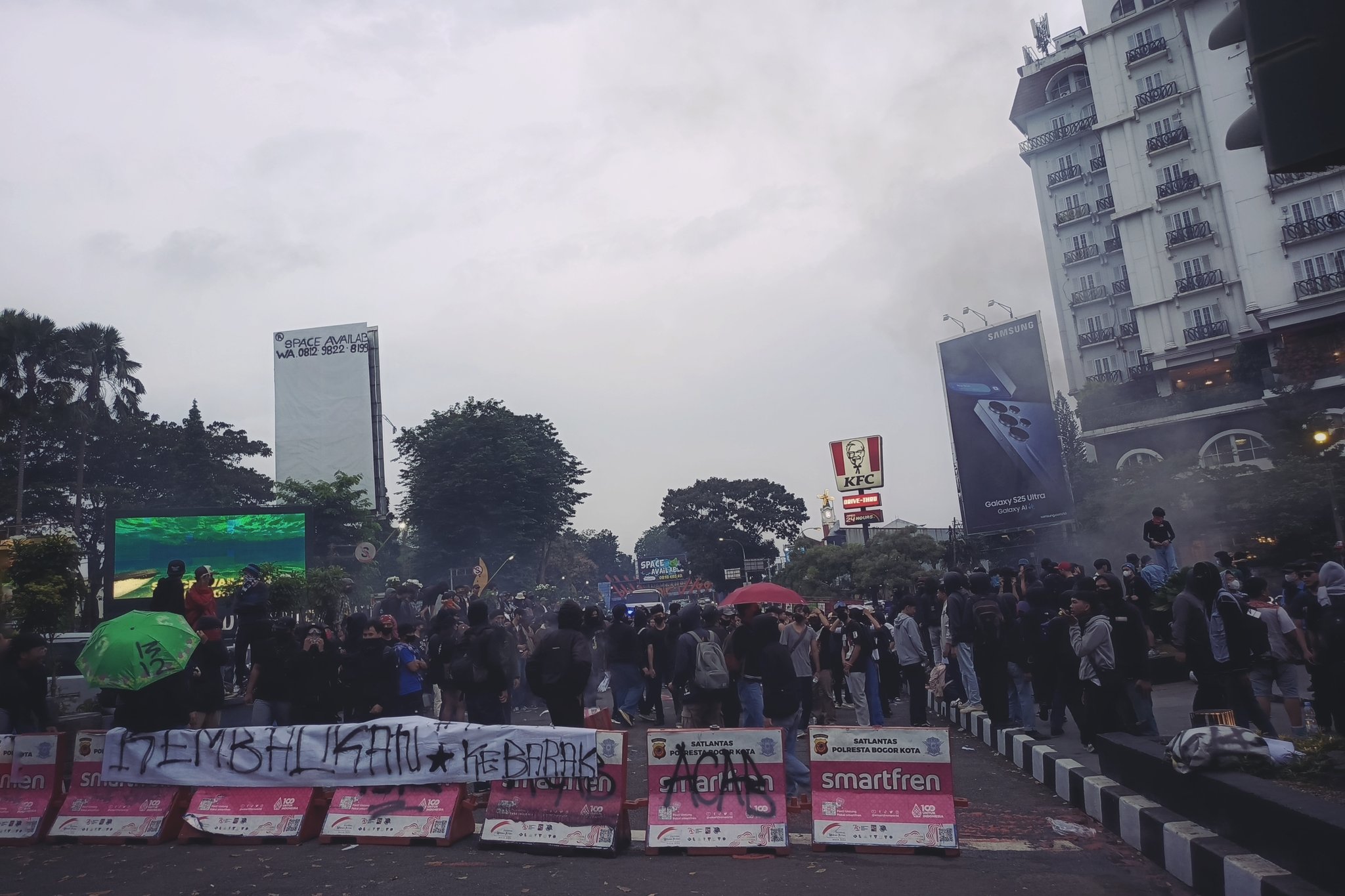 Rain City Melawan
