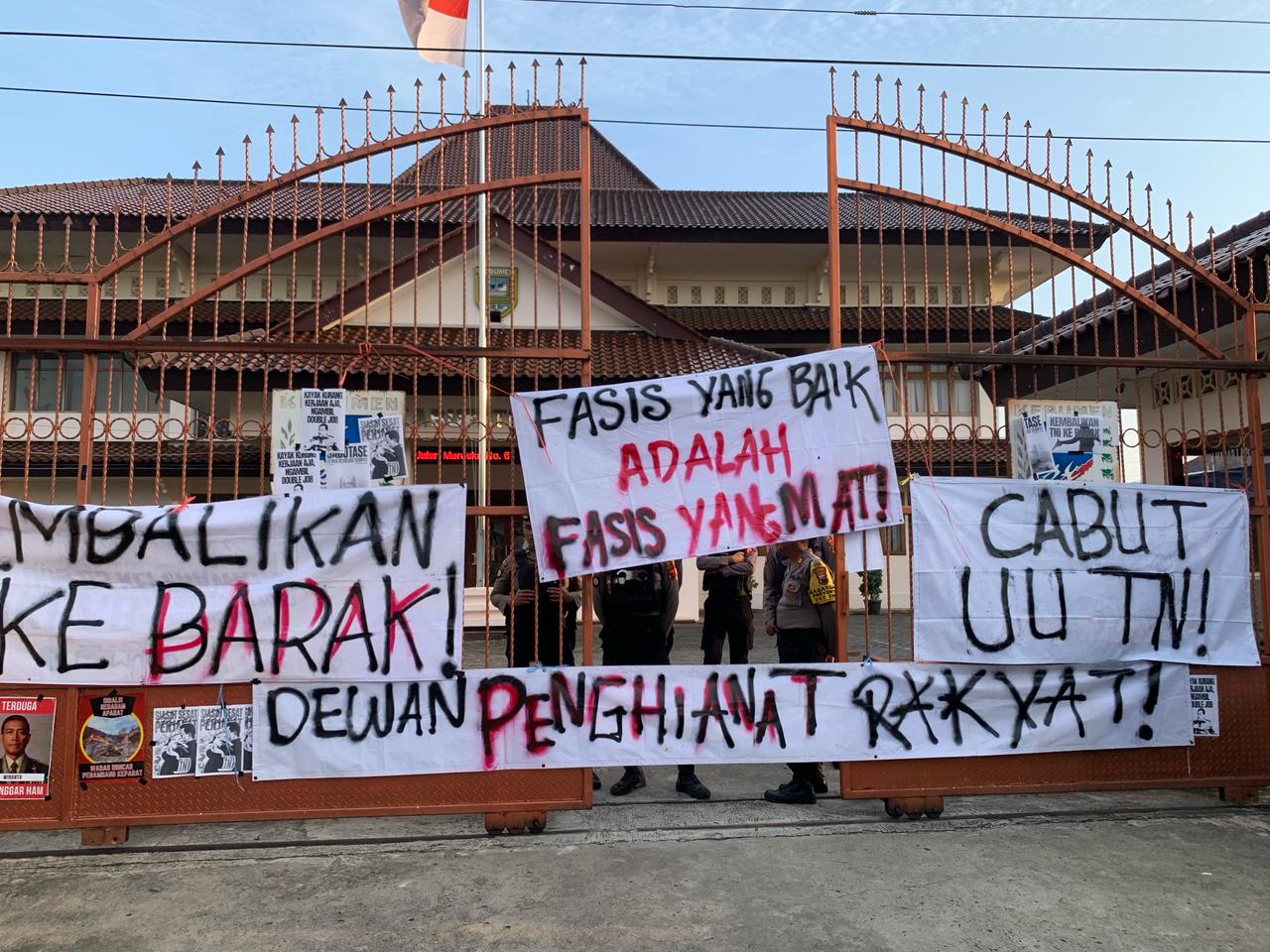 Seruan Aksi Tanpa Komando
